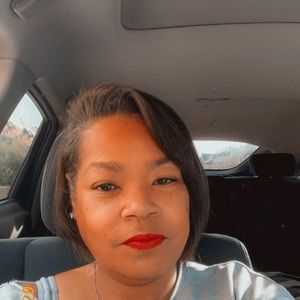 Meet your Posher, Lakeisa